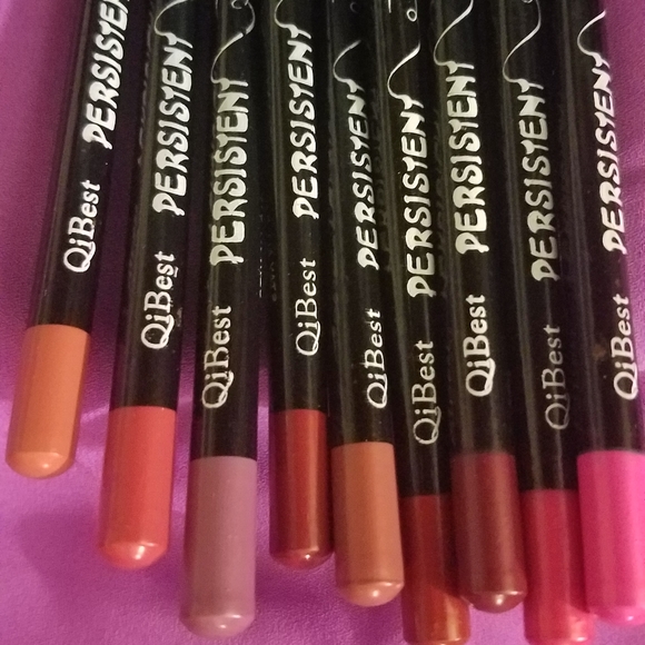Lip liners - Picture 3 of 6